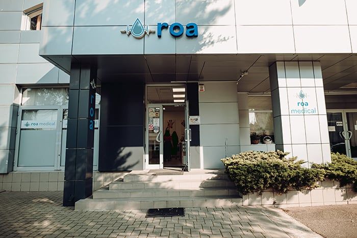 Intrarea în clinica ROA Medical din Suceava
